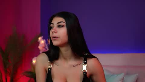  Sophie  online show from 7, 1, 2026