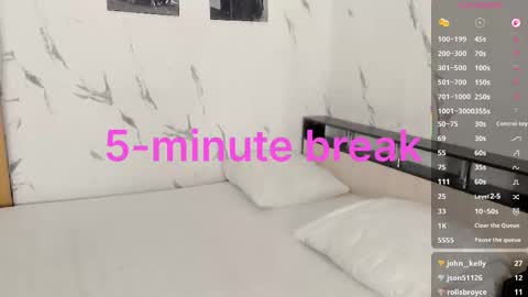 Snapshot of sophierayne_ chatting on 10, 1, 2026 SophieRayne online show from 10, 1, 2026