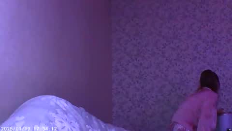 Sophie and my bestie Mandy    online show from 18, 1, 2025