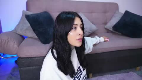 Sophiie online show from 7, 7, 2026