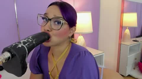 Sophy online show from 6, 10, 2025