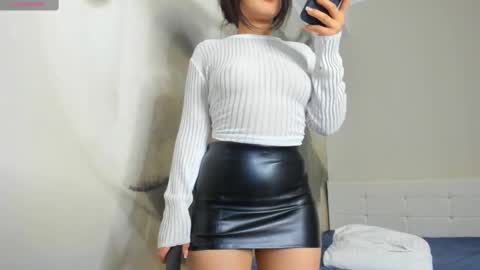 Mia online show from 9, 3, 2025