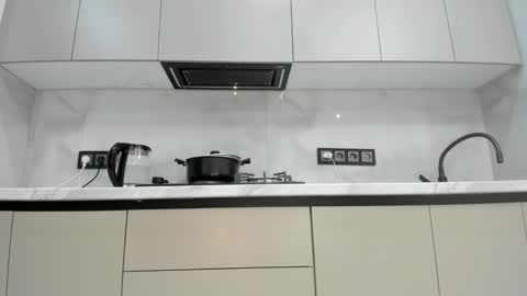 Mia online show from 15, 3, 2026