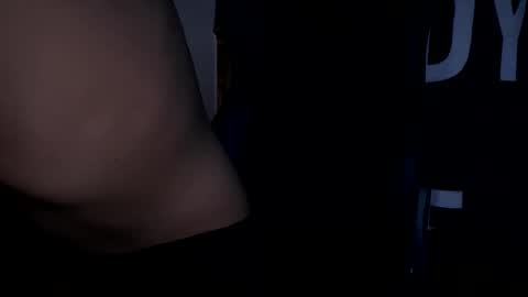 soulsurfer1985 online show from 12, 9, 2025