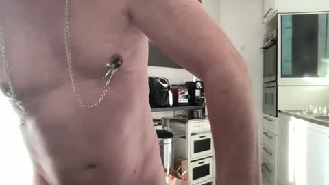 soumisanal2013 online show from 16, 2, 2025