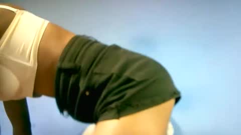 sourayaa online show from 10, 2, 2026