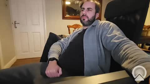 Snapshot of south_african_man_86 chatting on 9, 2, 2025 south_african_man_86 online show from 9, 2, 2025