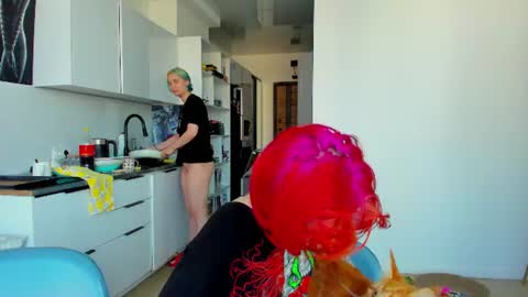 Leah online show from 28, 6, 2026