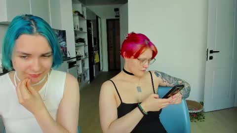 Leah online show from 4, 7, 2026