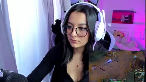 Lili online show from 12, 1, 2025