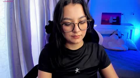 Lili online show from 17, 1, 2025