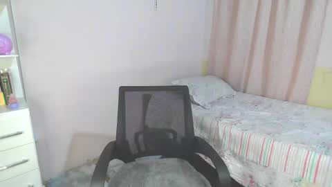 Snapshot of soy_miauhg chatting on 23, 7, 2026 Miauhg online show from 23, 7, 2026