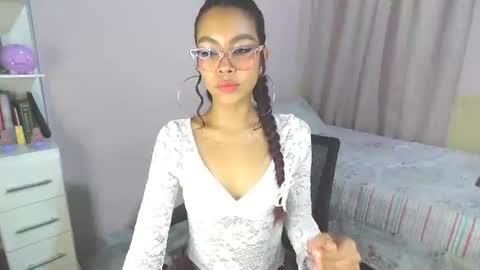 Snapshot of soy_miauhg chatting on 24, 7, 2026 Miauhg online show from 24, 7, 2026