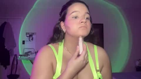 Soyoceanne online show from 6, 1, 2026