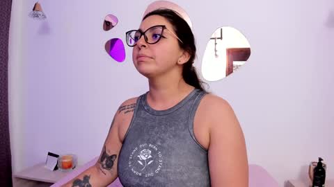 Sami Diaz   online show from 29, 1, 2025