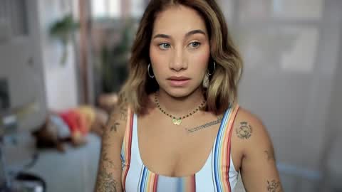 brisa  s online show from 8, 1, 2025