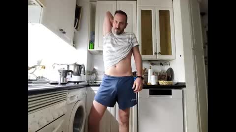 Manu  online show from 21, 2, 2026