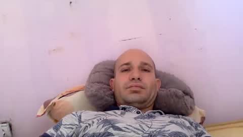 Snaiky online show from 1, 1, 2025