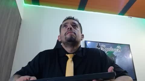     online show from 3, 12, 2025