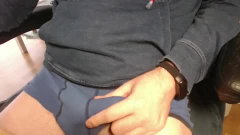 Snapshot of specific94 chatting on 7, 12, 2024 specific94 online show from 7, 12, 2024