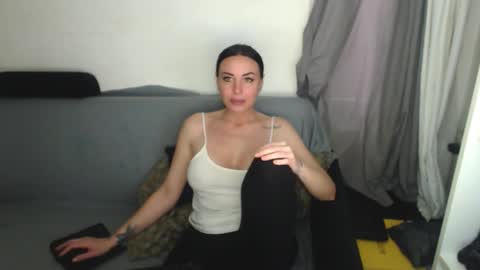 Snapshot of spicemint chatting on 19, 3, 2026 Carla online show from 19, 3, 2026