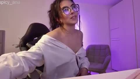 spicy_ana online show from 28, 7, 2026