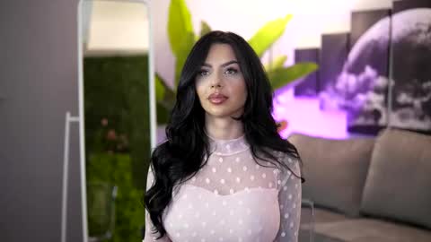 Spicy Maple online show from 4, 3, 2026