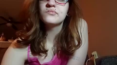 Snapshot of spoiledprincess4 chatting on 24, 2, 2025 spoiledprincess4 online show from 24, 2, 2025