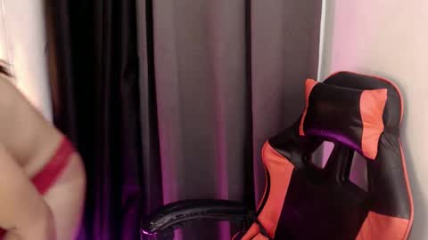 CALL ME RAINE online show from 12, 3, 2025