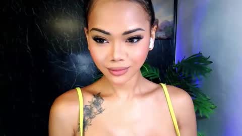 CALL ME RAINE online show from 23, 10, 2025