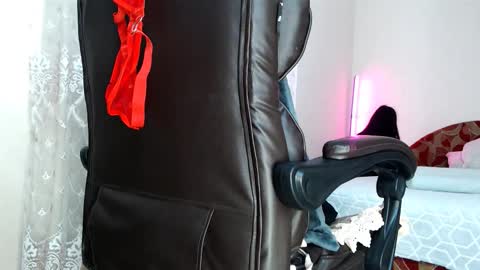 Snapshot of sports_woman5 chatting on 14, 2, 2026 Tips are the best compliment to a woman online show from 14, 2, 2026