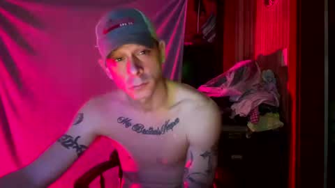 Snapshot of spotlight19955 chatting on 5, 1, 2025 TN stuf online show from 5, 1, 2025