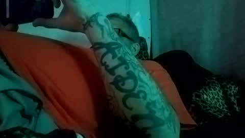 Snapshot of springer007 chatting on 30, 9, 2025 Jsmitty and she so sexy online show from 30, 9, 2025