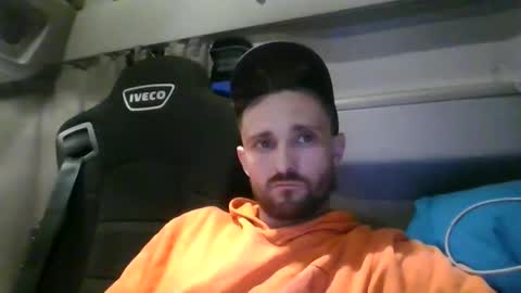 spyco82 online show from 7, 1, 2025