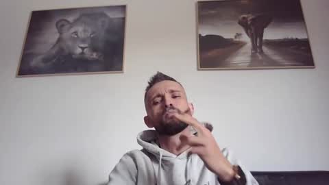 spyco82 online show from 2, 3, 2025