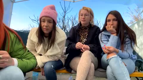 My name is Maya Lush is activeThere are legends that in this room all your wishes can come true  Private is Open online show from 20, 1, 2025