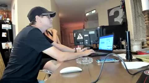 Roxy Day  Mossimo Knight online show from 21, 12, 2025