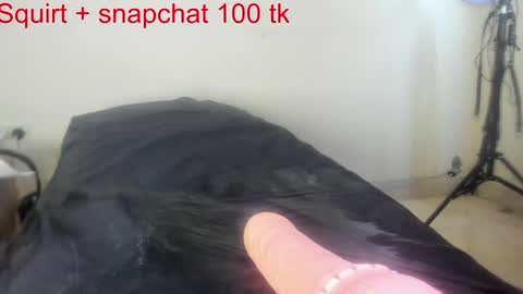 Snapshot of squirtle_girl chatting on 21, 1, 2025  Lizzy online show from 21, 1, 2025