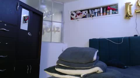 sr_porn01 online show from 23, 1, 2025