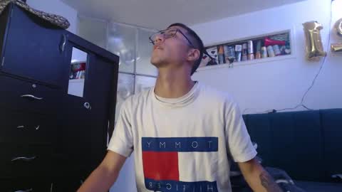 sr_porn01 online show from 28, 2, 2025