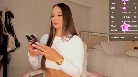 Laura online show from 3, 12, 2025