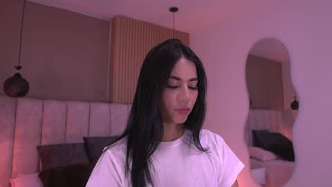 Snapshot of ss_samantha chatting on 4, 5, 2026 samantha online show from 4, 5, 2026