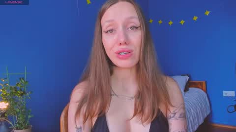 Snapshot of sshawty chatting on 11, 9, 2025 Anni if Im offline for a long time Im depressed feel free to support me offline online show from 11, 9, 2025