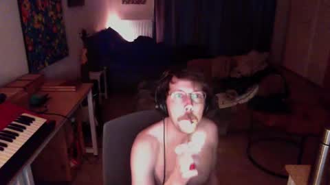 Snapshot of ssnttsnttsnss chatting on 2, 12, 2024 Roger online show from 2, 12, 2024