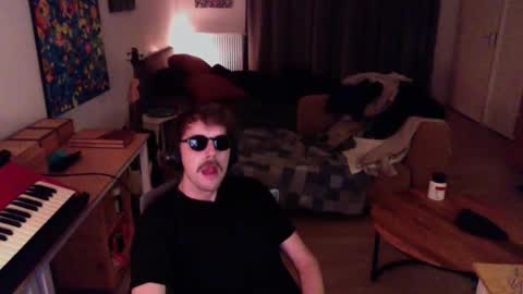 Snapshot of ssnttsnttsnss chatting on 8, 12, 2024 Roger online show from 8, 12, 2024