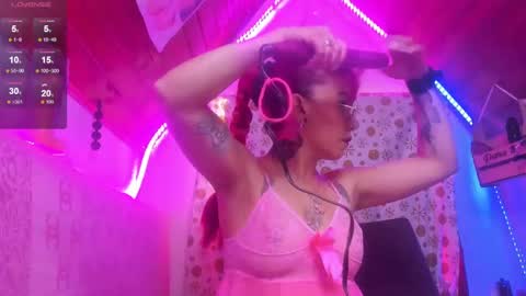 Snapshot of staacy37 chatting on 10, 1, 2025 staacy online show from 10, 1, 2025