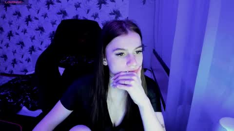 Stacey GMT5 Mo Tu We Th Fr Sa 3am -10am online show from 26, 12, 2024