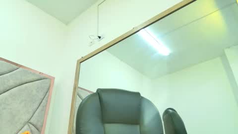 Stacey lee online show from 19, 11, 2025