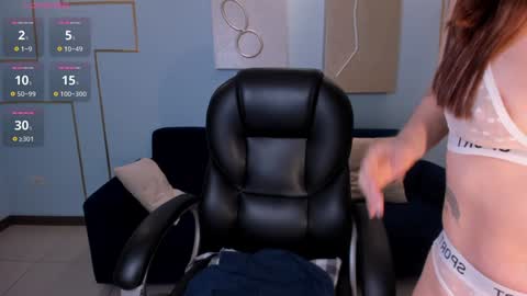 Stacy Woods online show from 13, 12, 2024