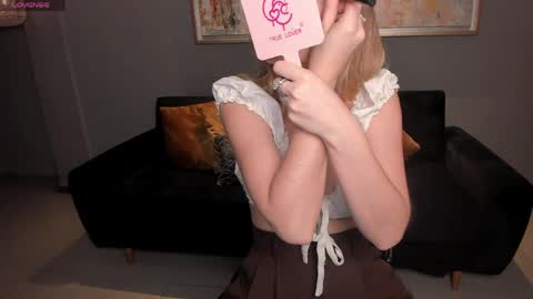 Snapshot of staceywood_ chatting on 6, 6, 2026 Stacy Woods online show from 6, 6, 2026